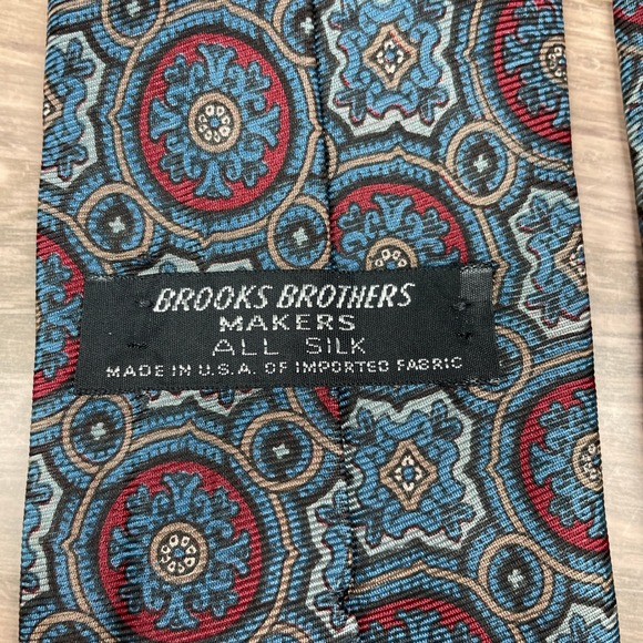 Brooks Brothers Makers Silk Tie Blue Red Geometric Mens Necktie USA Made - Picture 4 of 5